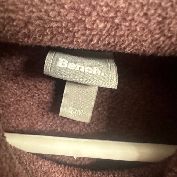 Women’s Bench Hooded Sweater - Picture 3 of 3